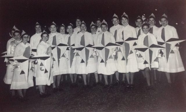 Festival_Of_Britain_Girls