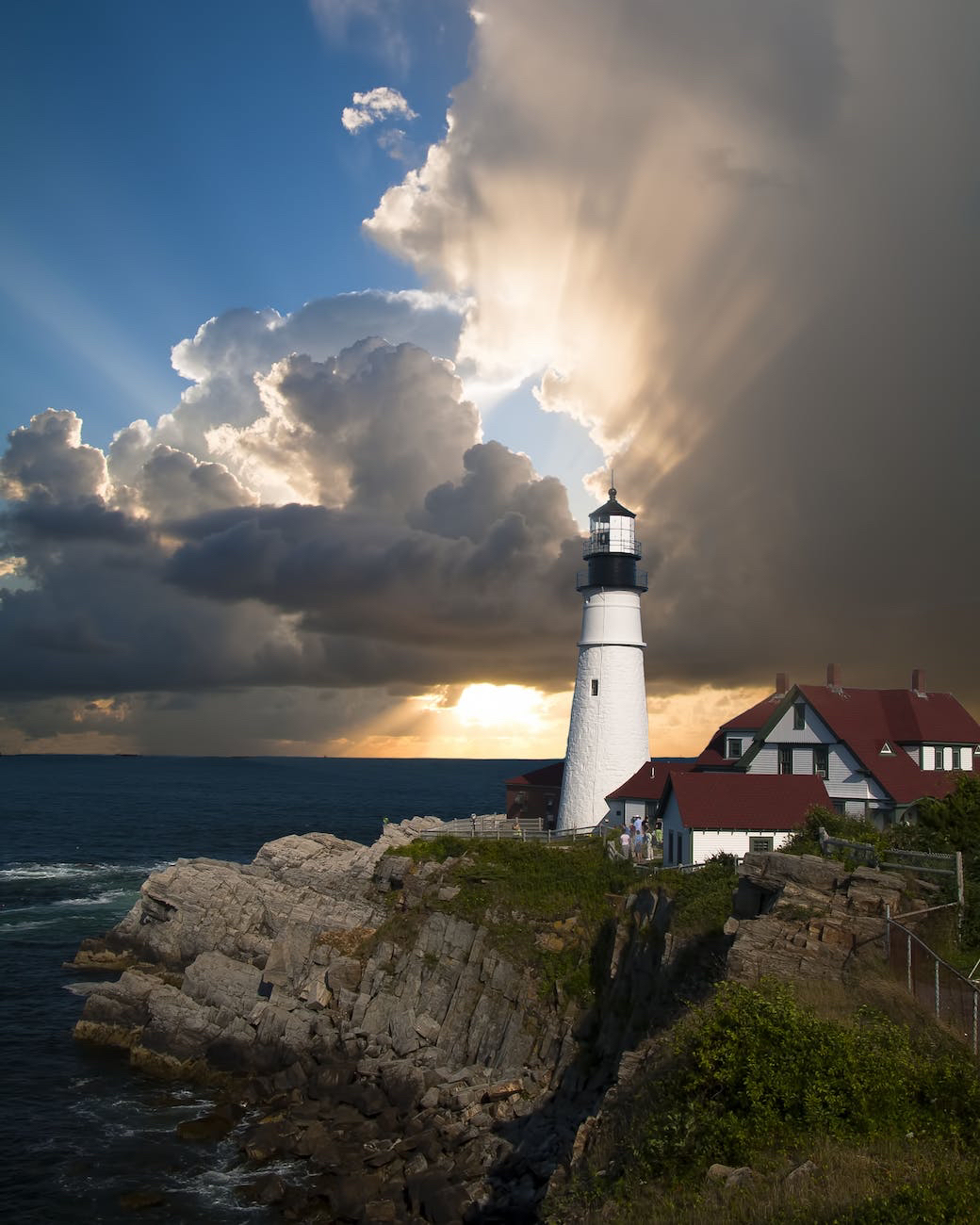 To the Lighthouse by Virginia Woolf a Review To Cut
